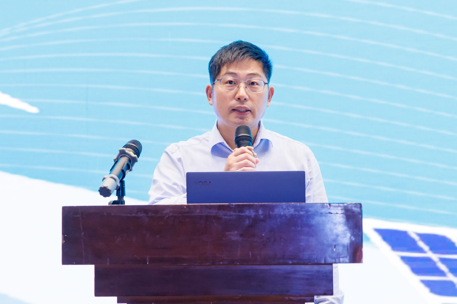 2，陈.jpg